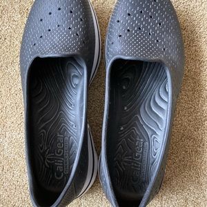 Skechers Black Cali Gear Slip On Ultra Go Shoes Size 8